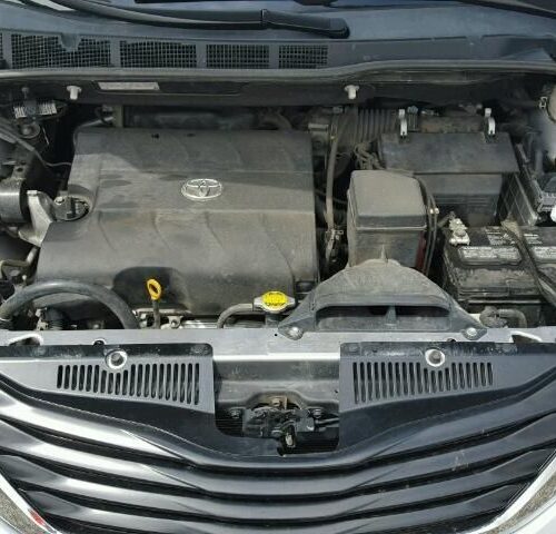 6F7322_7 Used 2012 Toyota Sienna Transfer Case Assembly