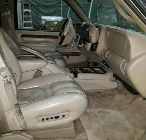 6G7328_9 Used 2000 Cadillac Escalade Door Assembly Front RH