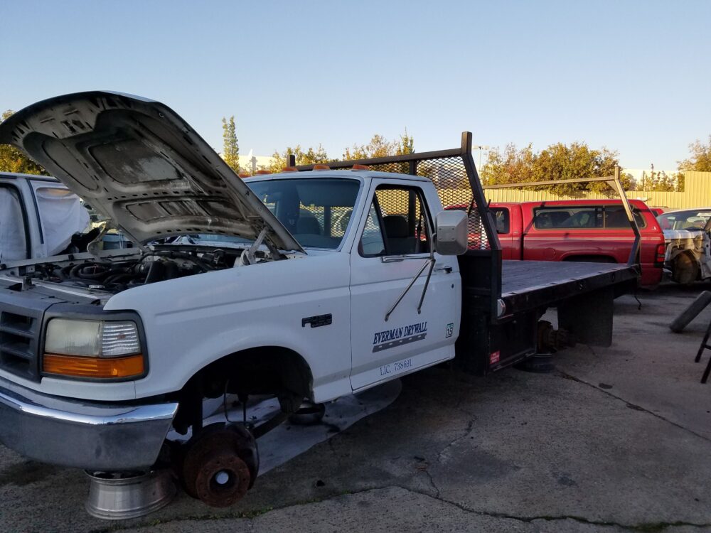 6J7389_0 Used 1997 Ford F-450 Axle Beam Front (2WD) RH