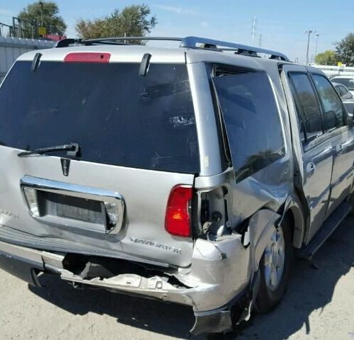 6J7394_7 Used 2005 Lincoln Navigator Lower Control Arm Front RH