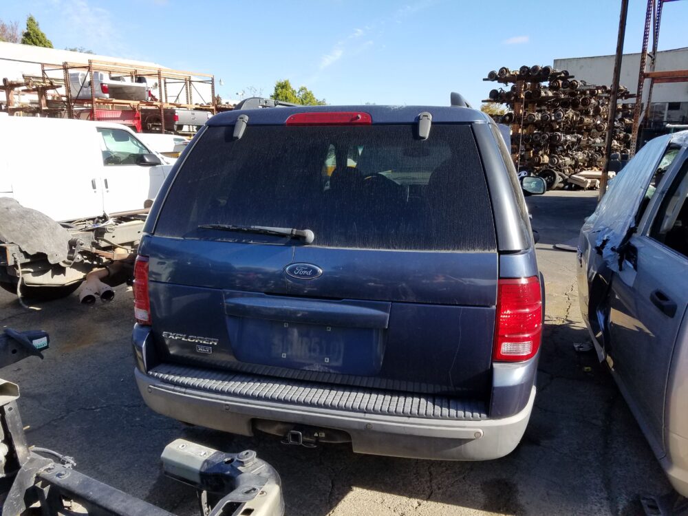 6K7400_4 Used 2003 Ford Explorer Hood
