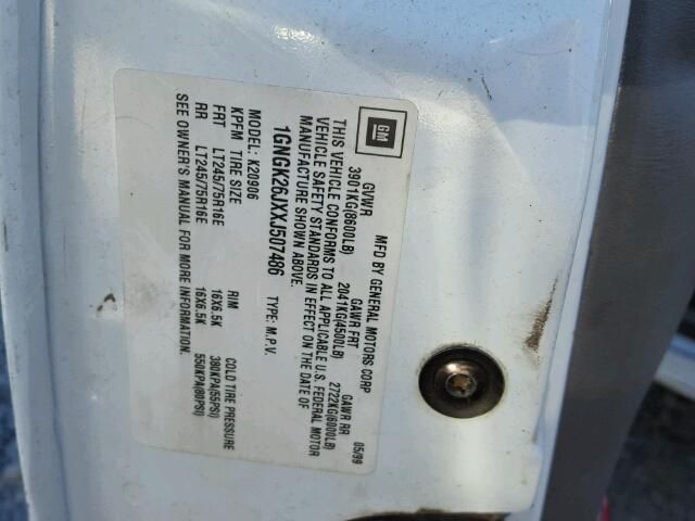 6L7415_2 Used 1999 Chevrolet Suburban 2500 Jack