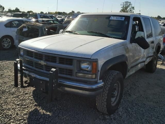 6L7415_3 Used 1999 Chevrolet Suburban 2500 Jack