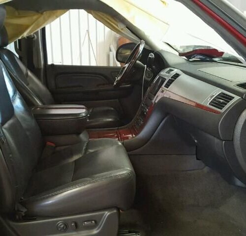 6L7426_1 Used 2007 Cadillac Escalade Camera / Projector