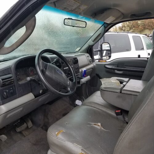 7D7487_2 Used 2005 Ford F-450 Super Duty Spindle Knuckle Front LH