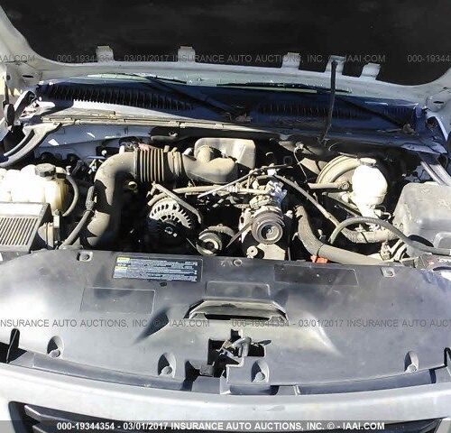 7D7499_1 Used 2006 GMC Sierra 1500 Air Cleaner