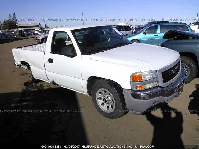 7D7499_2 Used 2006 GMC Sierra 1500 Air Cleaner