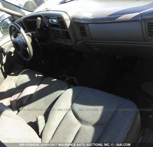 7D7499_6 Used 2006 GMC Sierra 1500 Air Cleaner