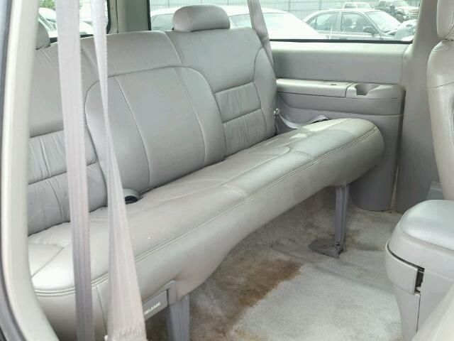 7E7508_7 Used 1997 Chevrolet Tahoe Carrier Assembly