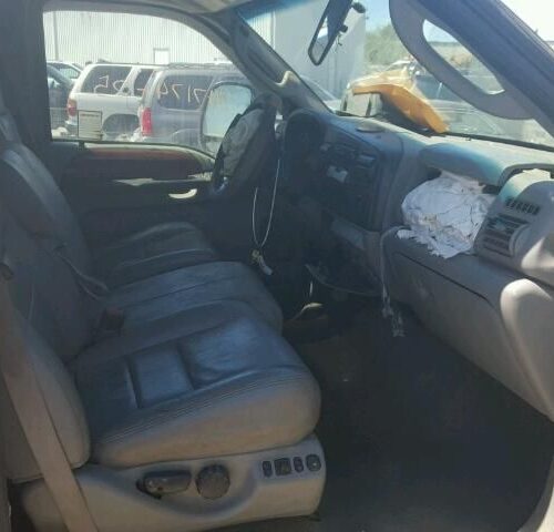 Used 2005 Ford F-350 Super Duty High Mounted Stop Lamp