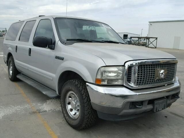 7F7537_0 Used 2004 Ford Excursion Transmission Assembly