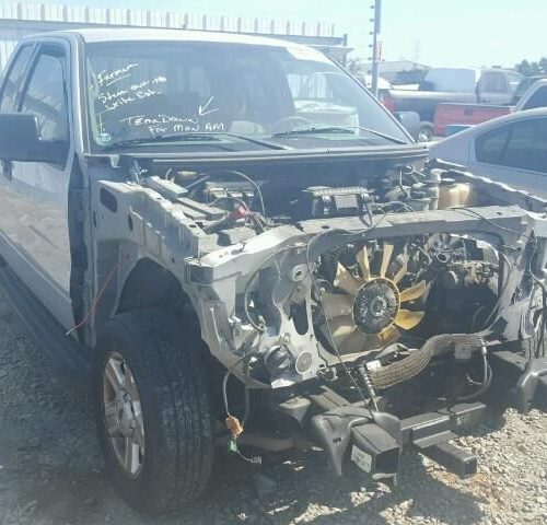 7G7546_8 Used 2004 Ford F-150 Spindle Knuckle Front LH