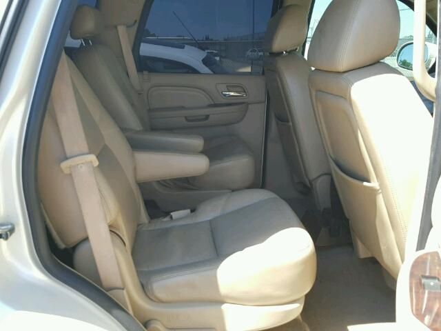 7G7557_2 Used 2009 Cadillac Escalade Decklid Tailgate