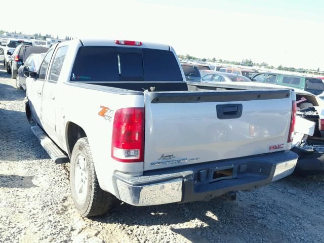7J7616_0 Used 2007 GMC Sierra 1500 Glove Box