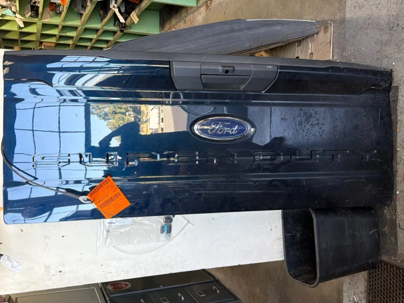 82123-decklid-tailgate-1-1 Used 2023 Ford F-250 Super Duty Decklid Tailgate