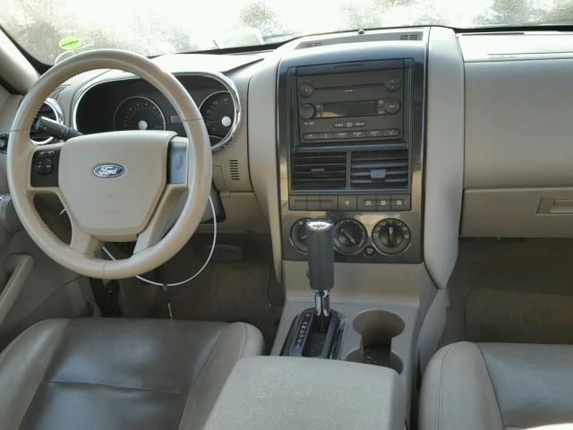 8A7666_1 Used 2006 Ford Explorer Spindle Knuckle Front RH