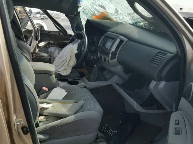 8B7696_2 Used 2006 Toyota Tacoma Transfer Case Assembly