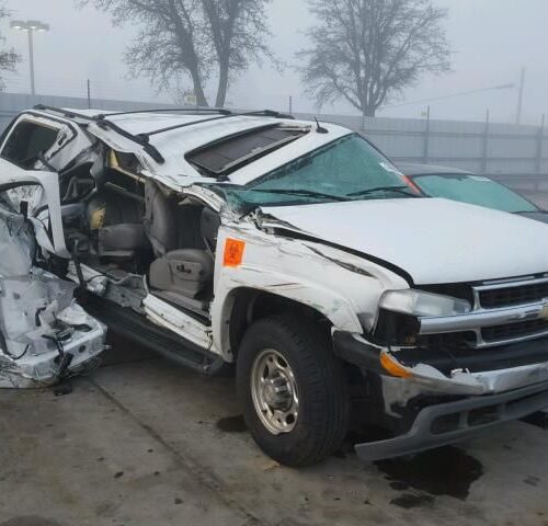 8E7732_5 Used 2004 Chevrolet Suburban 2500 Decklid Tailgate