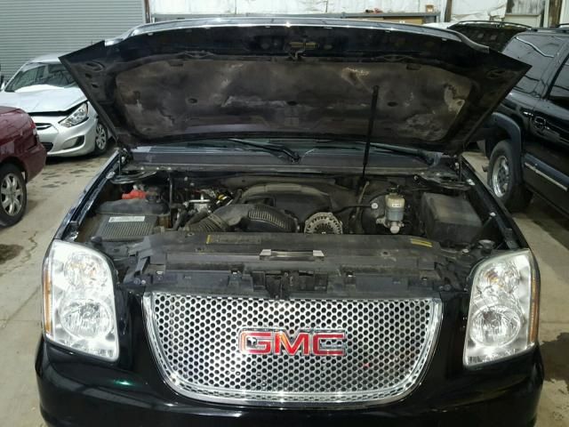 Used 2008 GMC Yukon Front Lamp RH