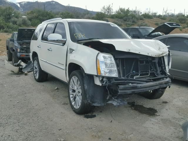 8F7742_0 Used 2007 Cadillac Escalade Lower Control Arm Front LH