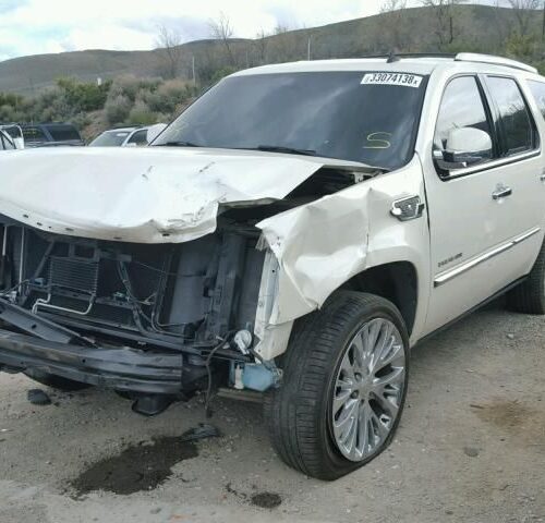 8F7742_5 Used 2007 Cadillac Escalade Lower Control Arm Front LH