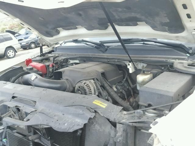 8F7742_8 Used 2007 Cadillac Escalade Lower Control Arm Front LH