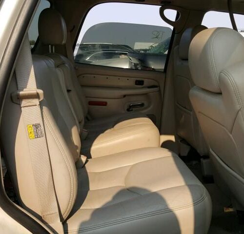 8H7773_1 Used 2004 Cadillac Escalade Decklid Tailgate