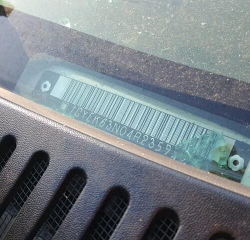 8H7773_3 Used 2004 Cadillac Escalade Decklid Tailgate