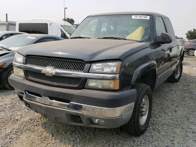 8H7775_0 Used 2004 Chevrolet Silverado 2500 Fuel Pump