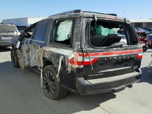 8J7816_10 Used 2015 Lincoln Navigator Console Front
