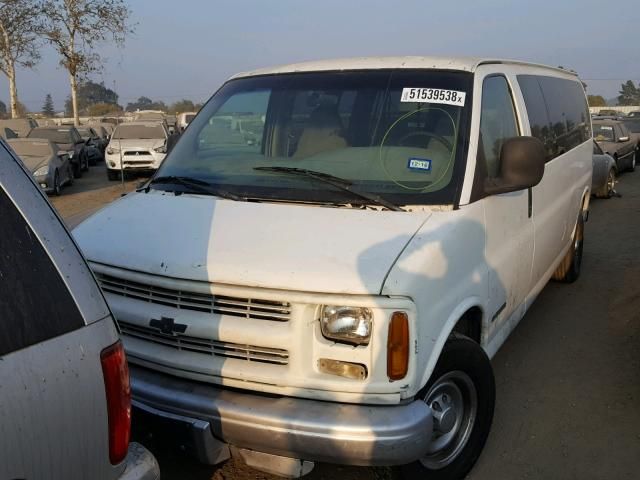 9A7873_0 Used 2000 Chevrolet Express 3500 Van Hood