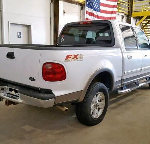 9B7890_1 Used 2002 Ford F-150 Fender LH