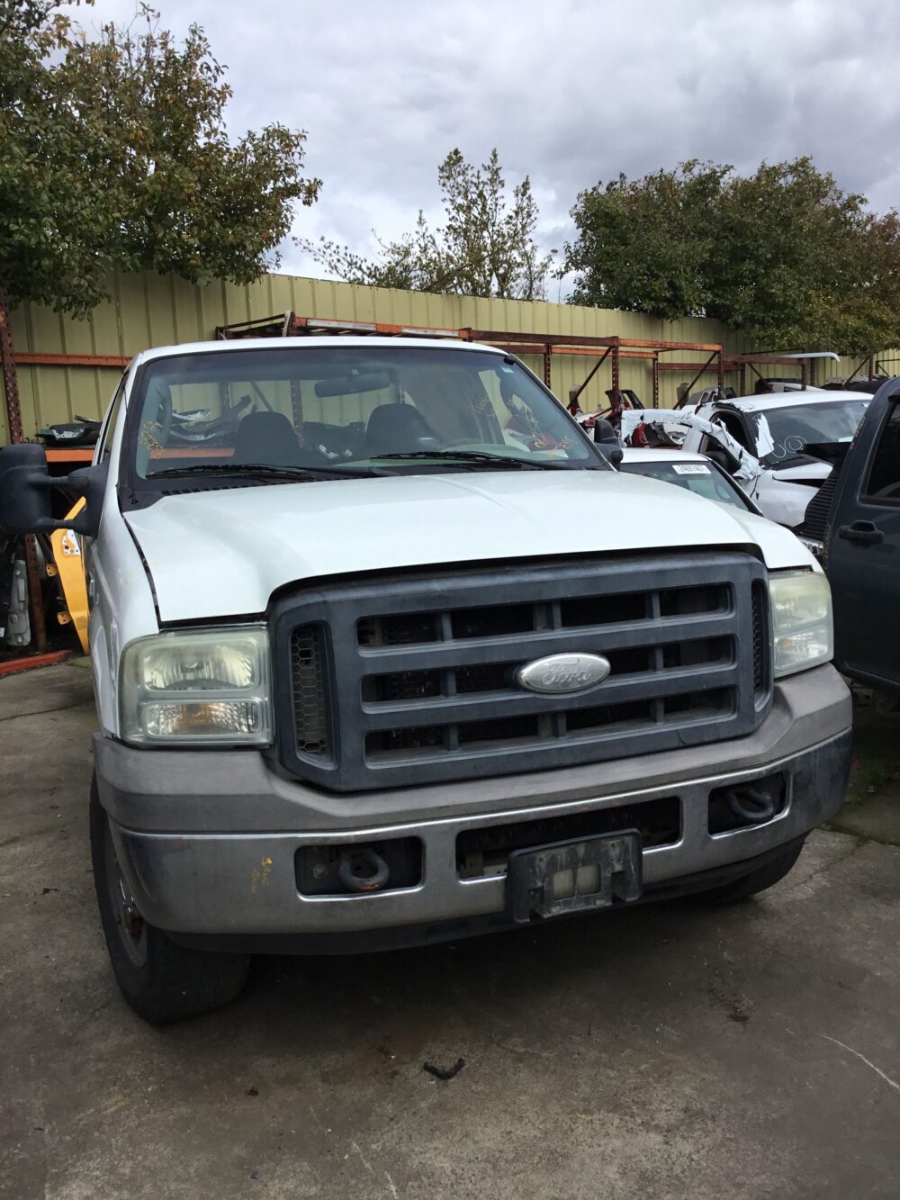 Used 2006 Ford F-350 Super Duty Wheel