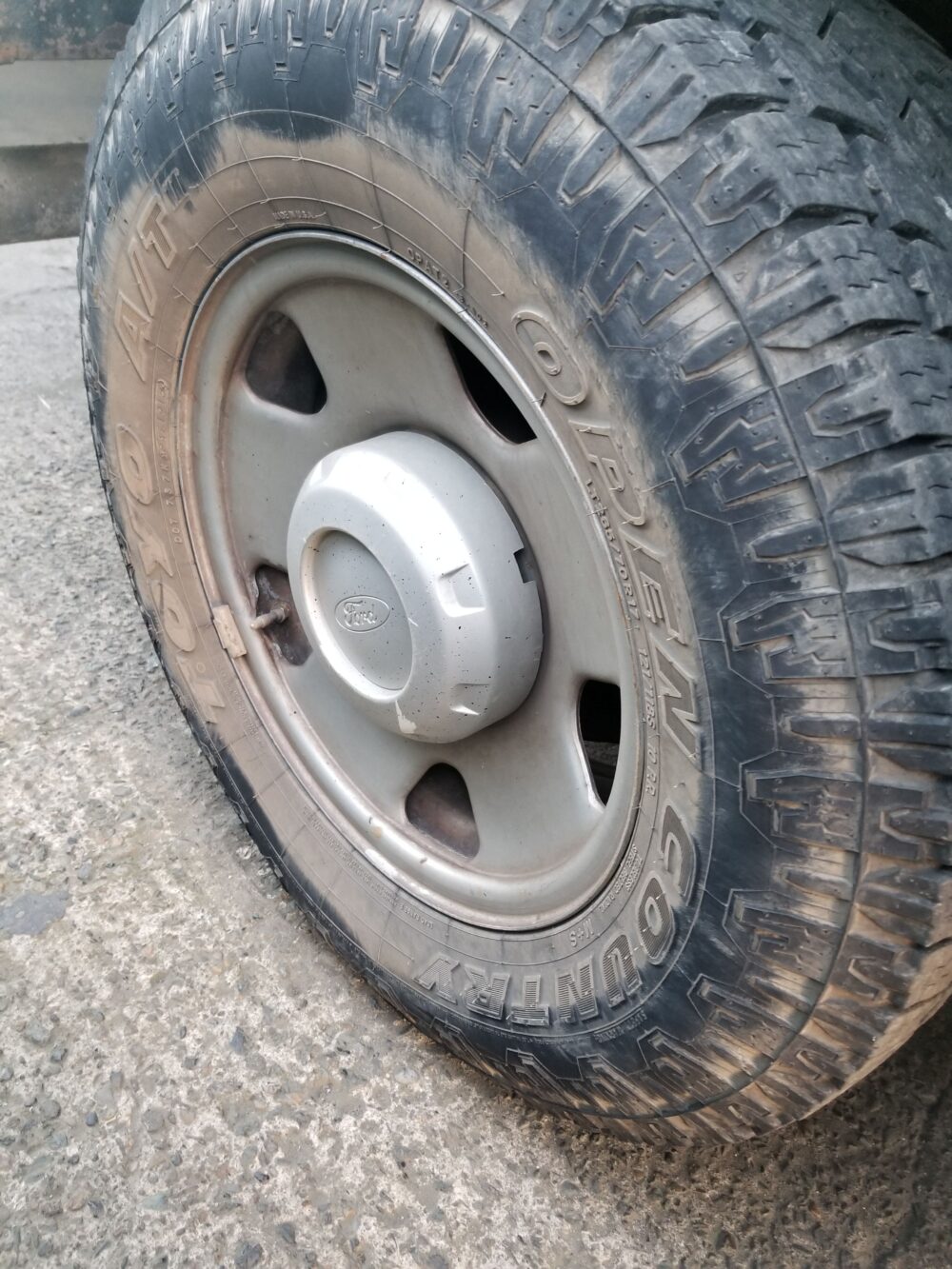 Used 2006 Ford F-350 Super Duty Wheel