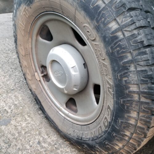 Used 2006 Ford F-350 Super Duty Wheel