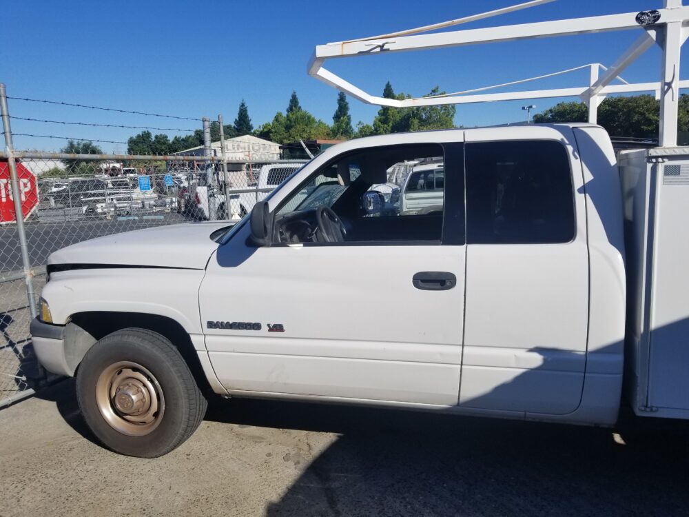 Used 2002 Dodge Ram 2500 Door Handle Exterior RH