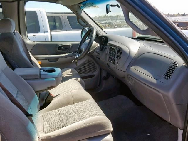 9H7978_5 Used 2001 Ford F-150 Keys / Latches / Locks LH