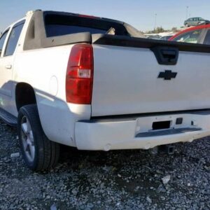 2007 Chevrolet Avalanche Topper / Tonneau / Camper Shell