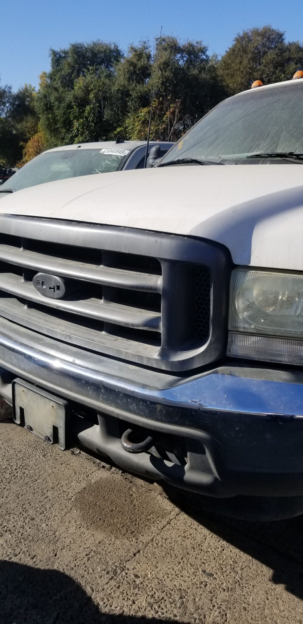 Used 2002 Ford F-550 Super Duty Axle Beam Front (2WD) RH