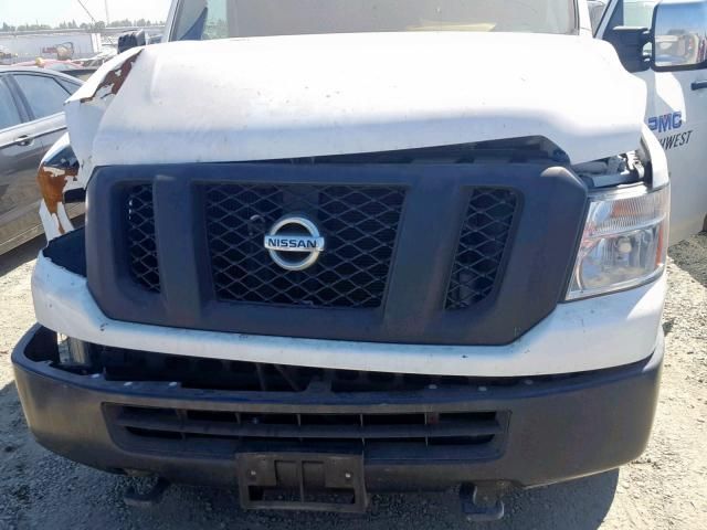 9J8017_10 Used 2015 Nissan NV2500 Van Coolant Reservoir