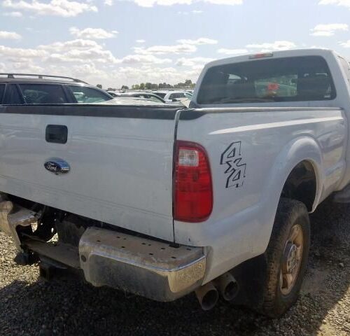 Used 2016 Ford F-350 Super Duty Axle Assembly Rear