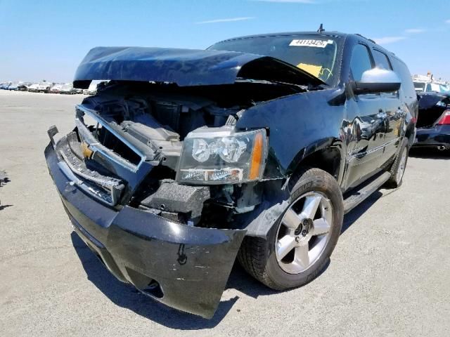 9K8034_6 Used 2014 Chevrolet Suburban 1500 Spare Wheel Carrier