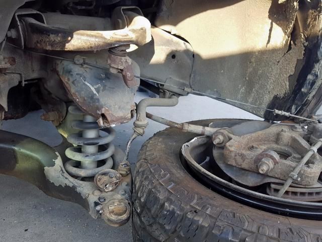 9K8044_4 Used 2006 Dodge Ram 2500 Coolant Reservoir
