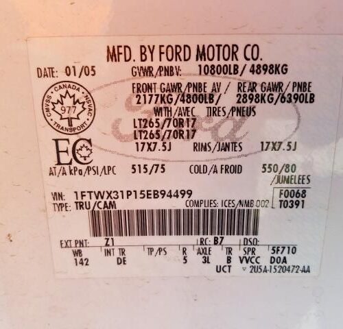 D8094_3 Used 2005 Ford F-350 Super Duty Keys / Latches / Locks RH