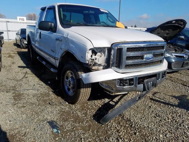 D8094_6 Used 2005 Ford F-350 Super Duty Keys / Latches / Locks RH