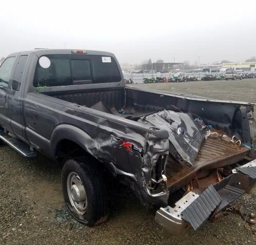 D8103_9 Used 2011 Ford F-350 Super Duty Transfer Case Assembly