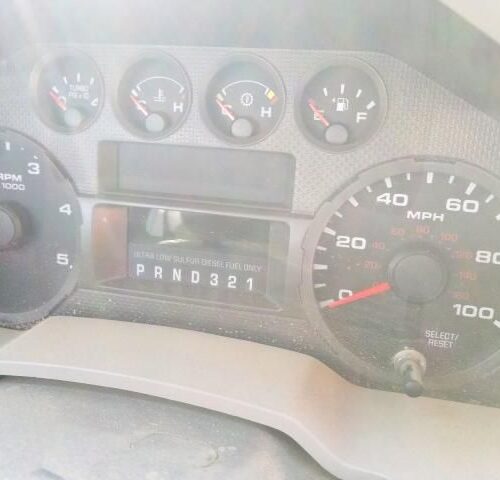 D8106_10 Used 2009 Ford F-550 Super Duty Spindle Knuckle Front RH