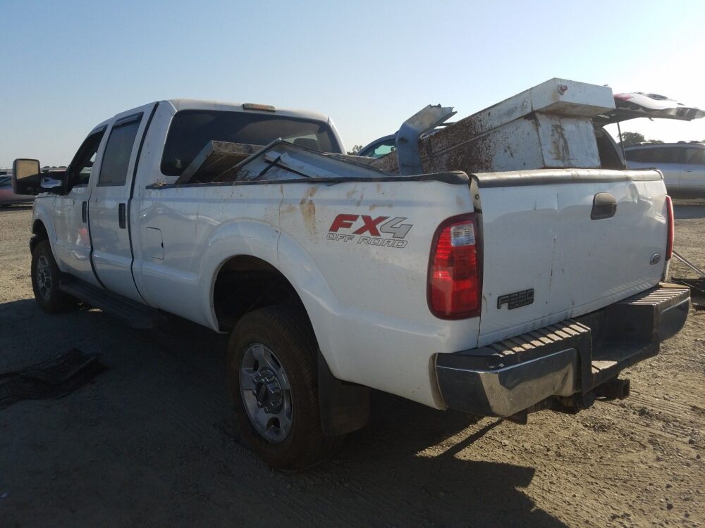 Used 2012 Ford F-350 Super Duty Transfer Case Assembly