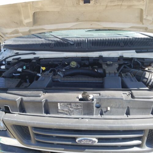 Used 2005 Ford E-450 Super Duty Van Spindle Knuckle Front LH