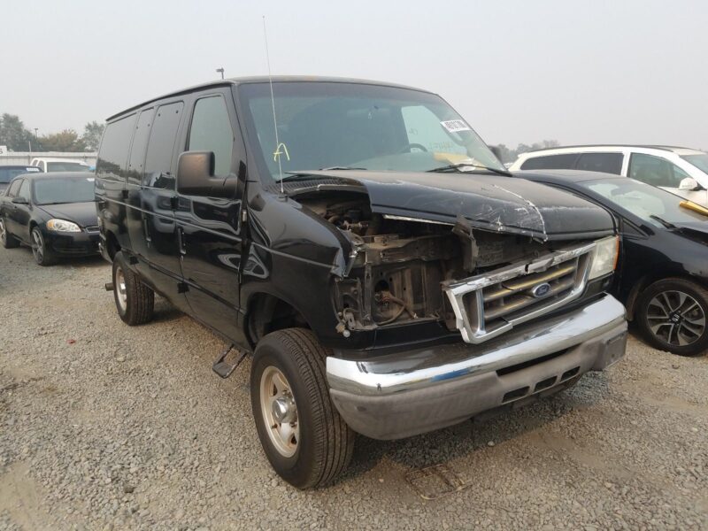 K8165_0 Used 2004 Ford E-350 Van Door Assembly Rear Back LH